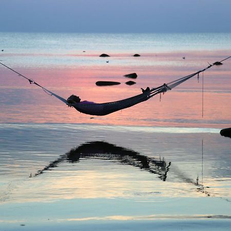 Visby Strandby Hotel Bagian luar foto